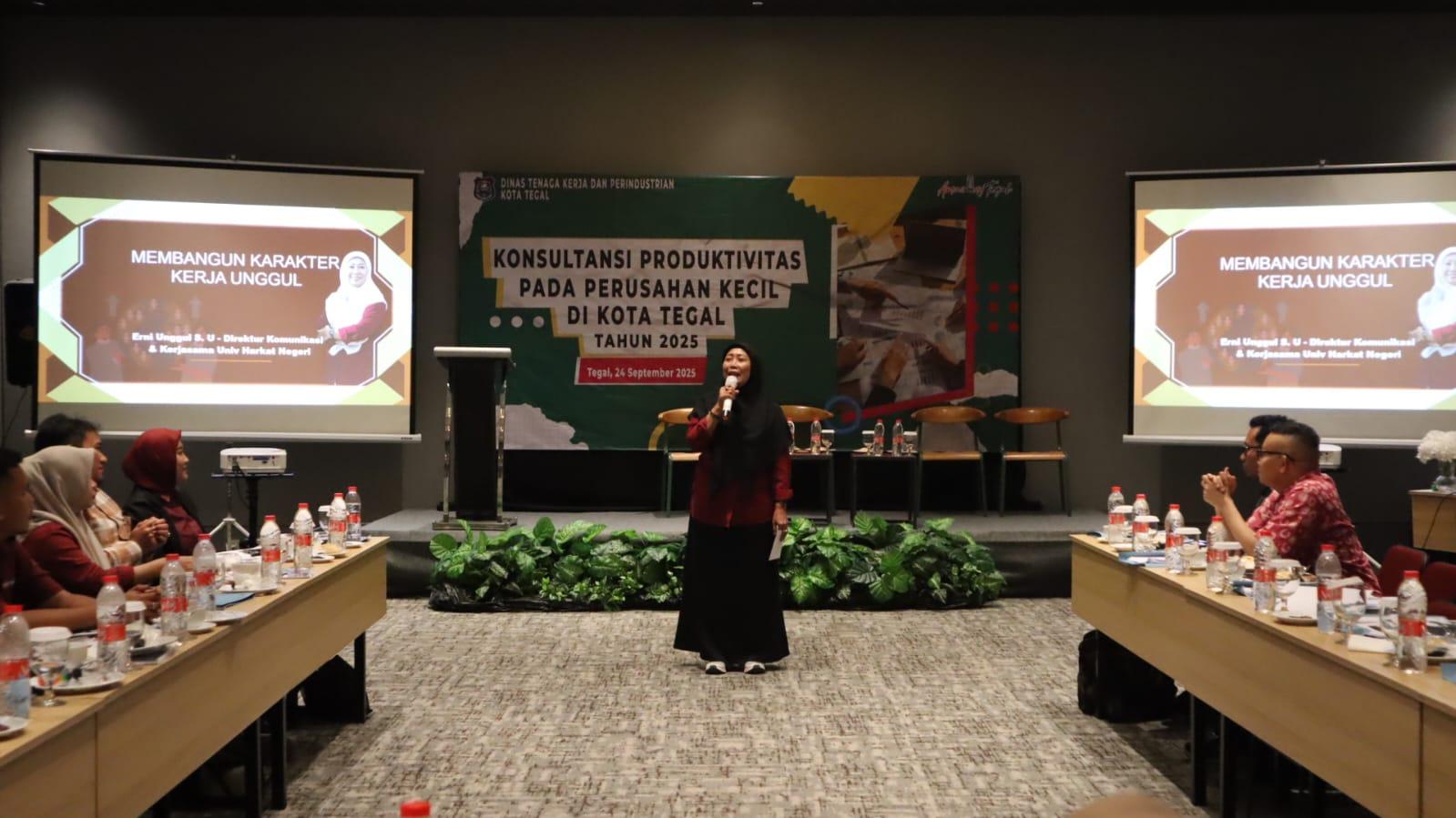 images/article_img_Dosen_Harkat_Negeri_Bagikan_Strategi_Produktivitas_Bagi_Perusahaan_Kecil_Kota_Tegal.jpg