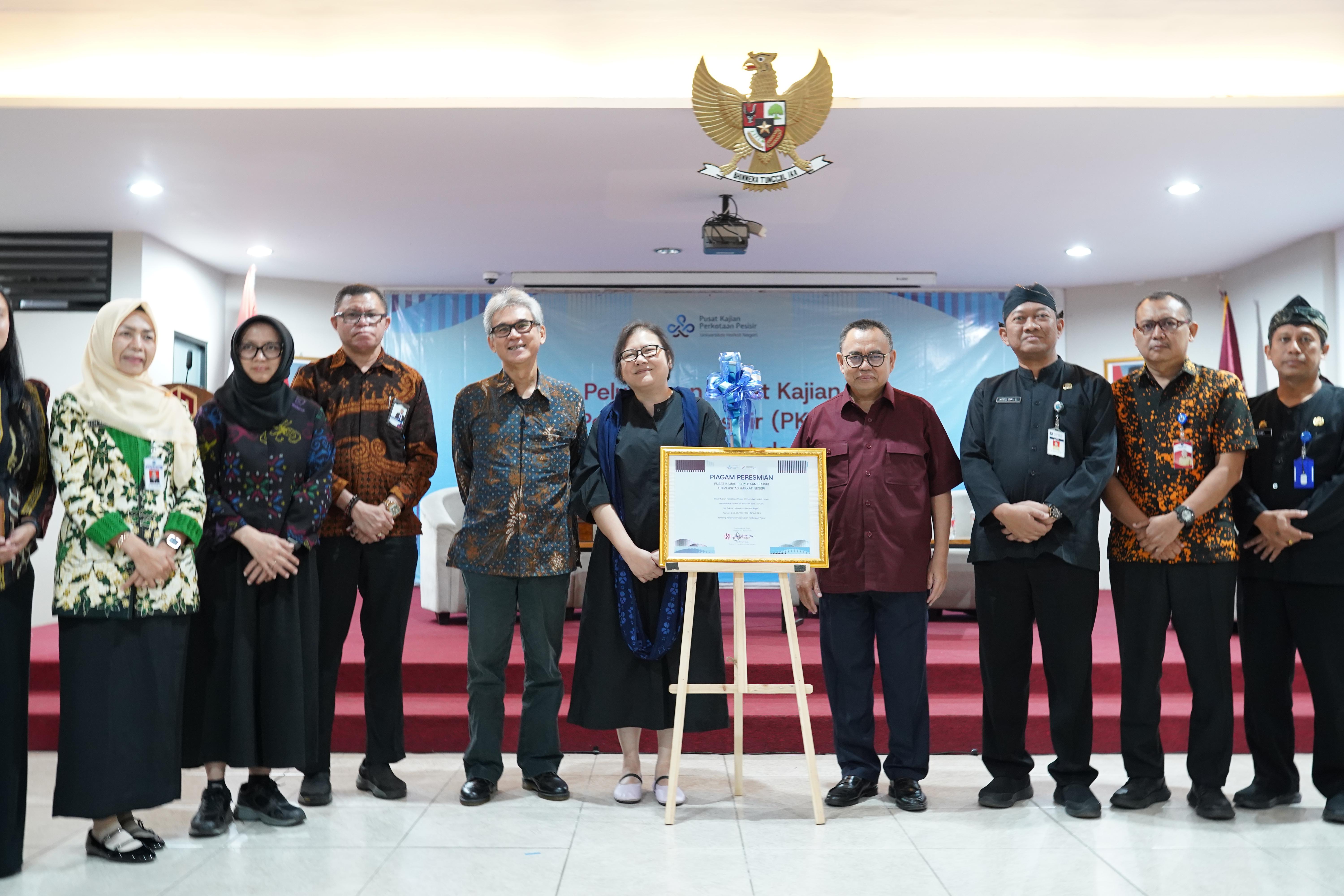 images/article_img_Jadikan_Tegal_Kota_Pesisir_Sebagai_Pusat_Studi,_Universitas_Harkat_Negeri_Luncurkan_Pusat_Kajian_Perkotaan_Pesisir.jpg