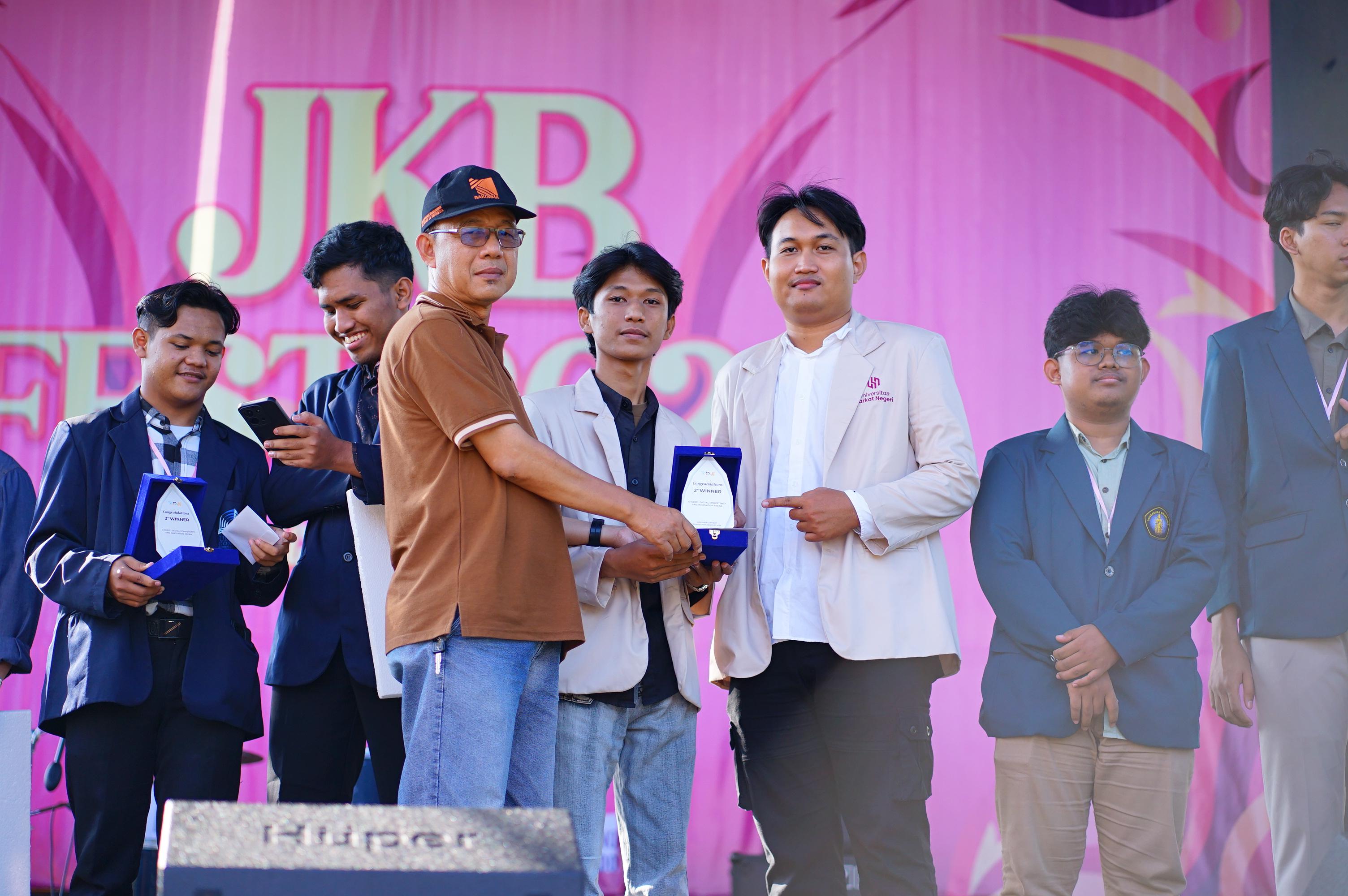 images/article_img_Karya_WAYANUSA_antar_Mahasiswa_D4_Teknik_Informatika_Universitas_Harkat_Negeri_Raih_Juara_2_Nasional_Web_Development.jpg