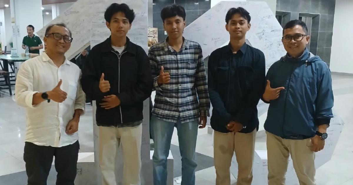 images/article_img_Mahasiswa_Sains_Data_Harkat_Negeri_Tembus_15_Besar_Nasional_Kompetisi_Data_Analytics.jpg