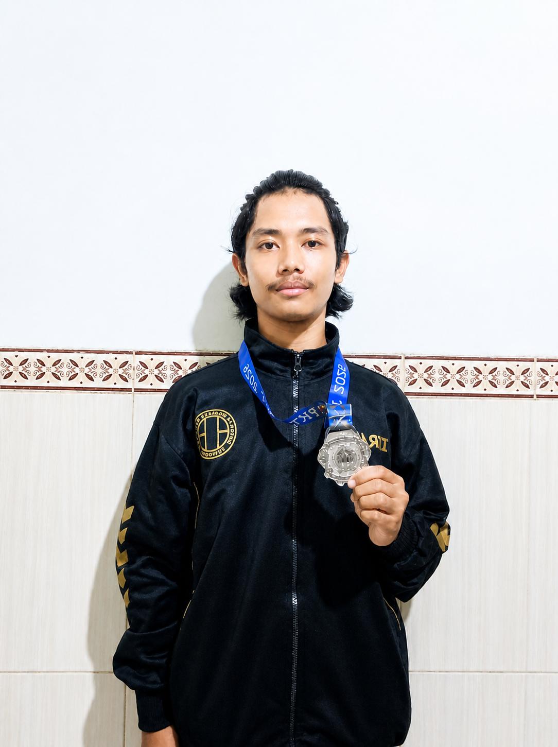 images/article_img_Prestasi_Gemilang!_Mahasiswa_Universitas_Harkat_Negeri_Raih_Podium_di_Kejuaraan_Karate_Provinsi.jpg