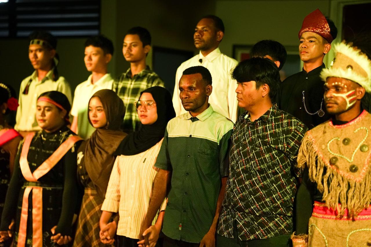 images/article_img_Refleksi_Sumpah_Pemuda_ke-97,_Universitas_Harkat_Negeri_Gelar_Teatrikal_dan_Pidato_Kebangsaan.jpg