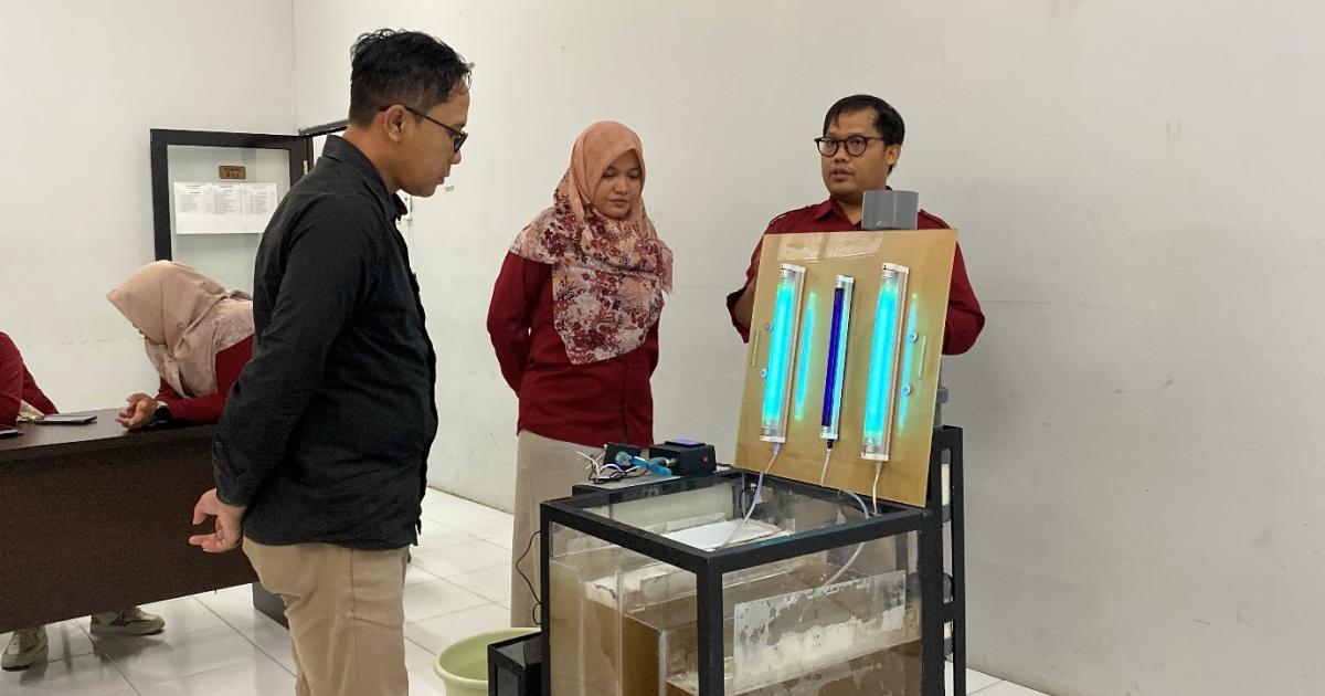 images/article_img_Riset_Berdampak,_Universitas_Harkat_Negeri_Kembangkan_Prototipe_Pengolah_Limbah_Cair_Batik_Berbasis_Fotokatalis.jpg