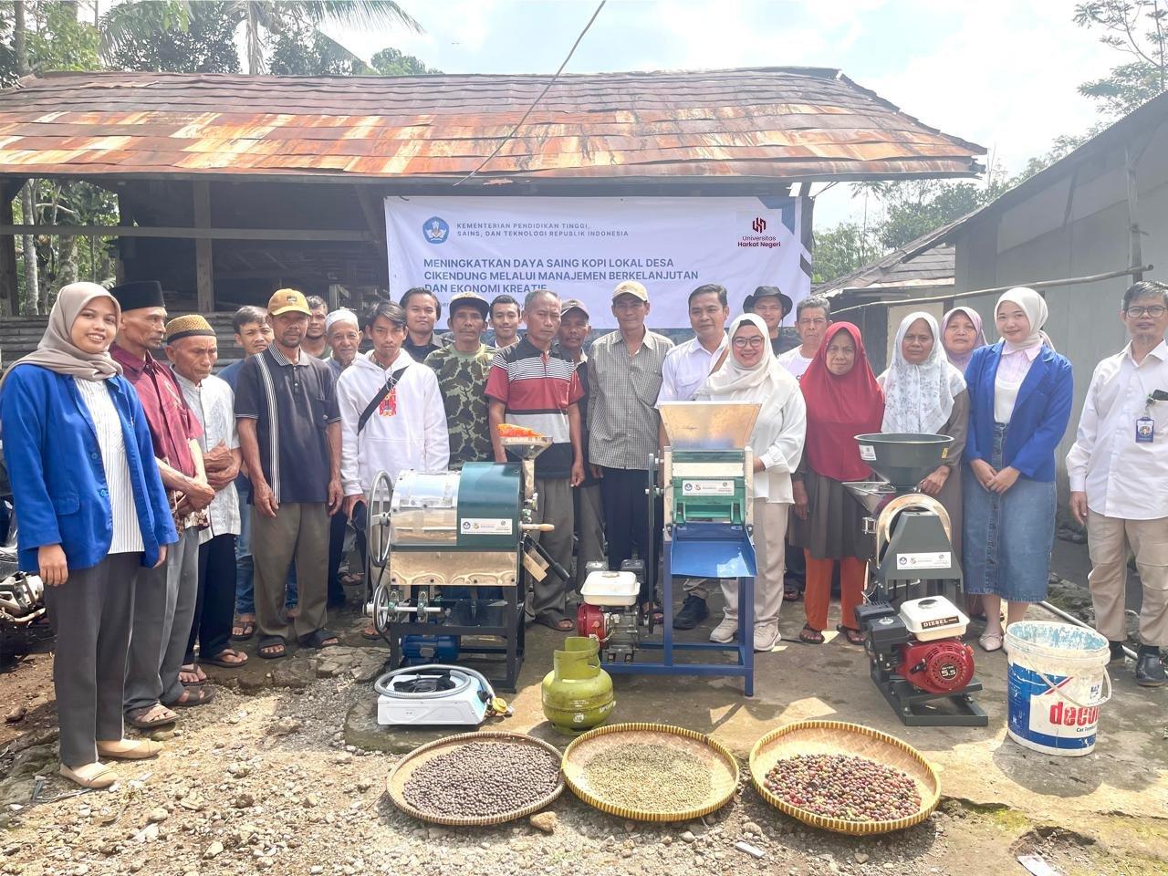 images/article_img_Universitas_Harkat_Negeri_Dampingi_Petani_Kopi_Cikedung_Pemalang_Wujudkan_Ekonomi_Berdaya_melalui_Hibah_Kemendikti_Saintek.jpg