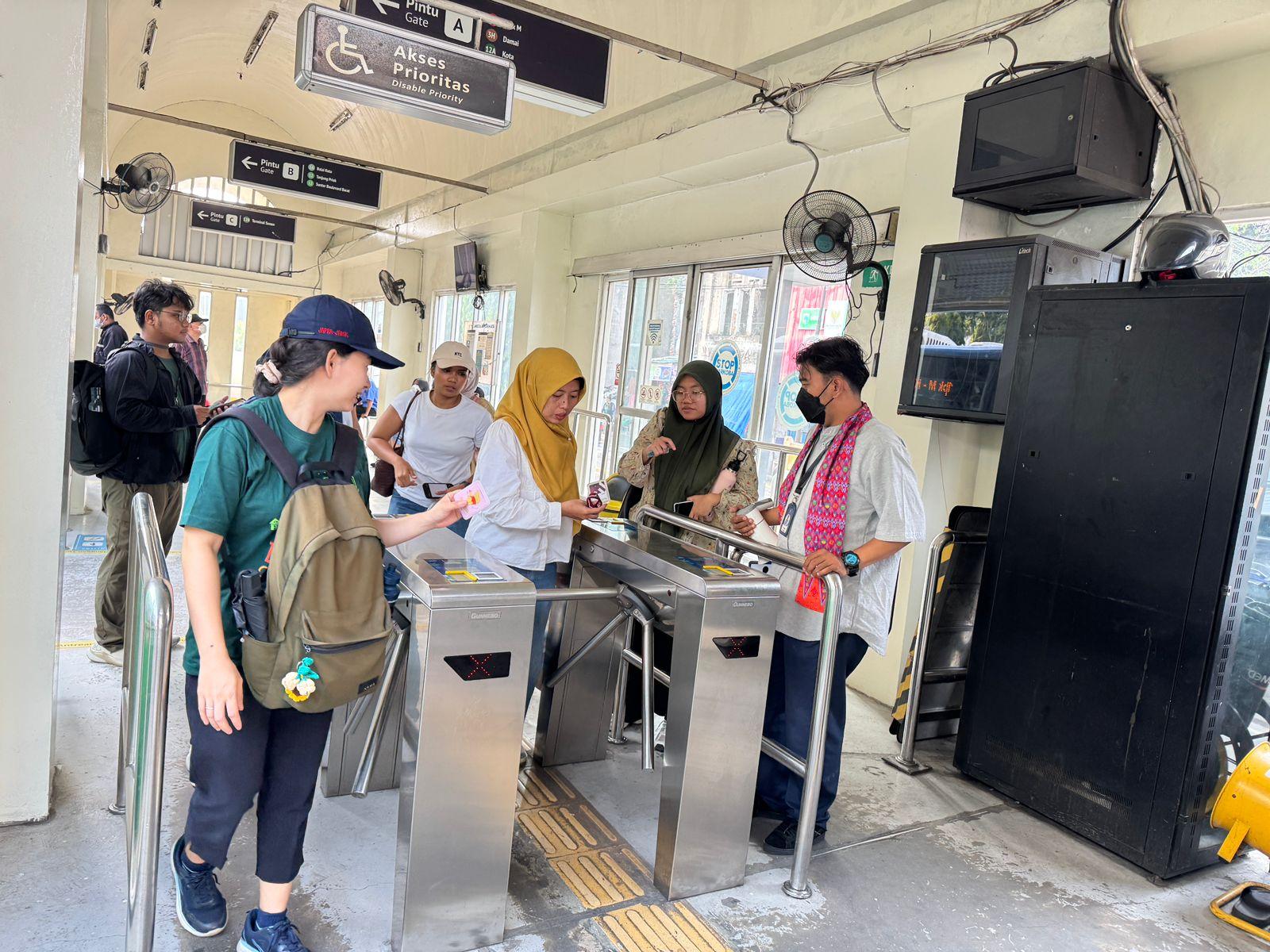 images/article_img_Universitas_Harkat_Negeri_Godok_Wacana_Integrasi_Transportasi_Pesisir_di_Kota_Tegal.jpg