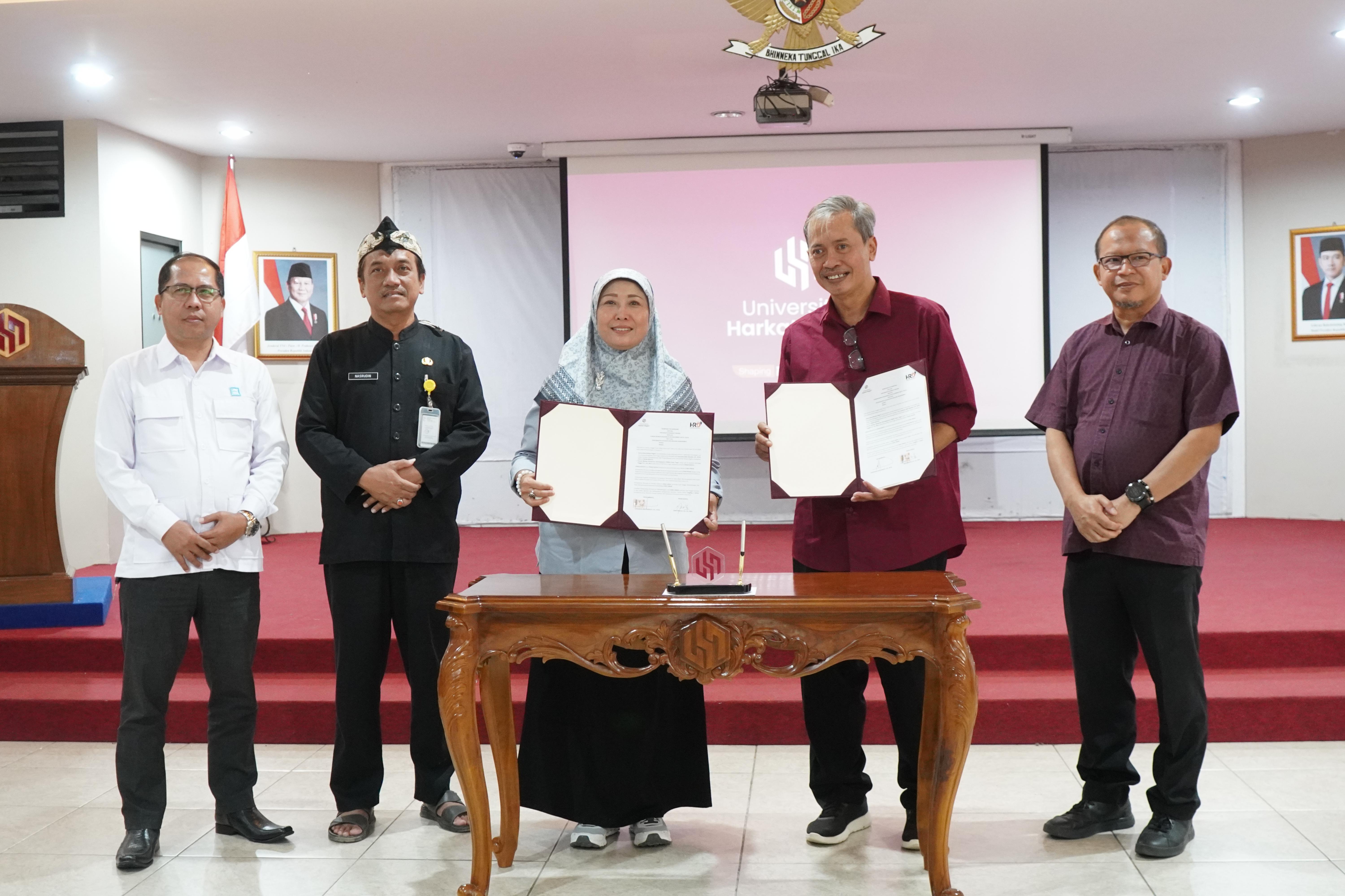images/article_img_Universitas_Harkat_Negeri_dan_Forum_HRD_Kota_Tegal_Bersinergi_Tingkatkan_Daya_Saing_SDM.jpg