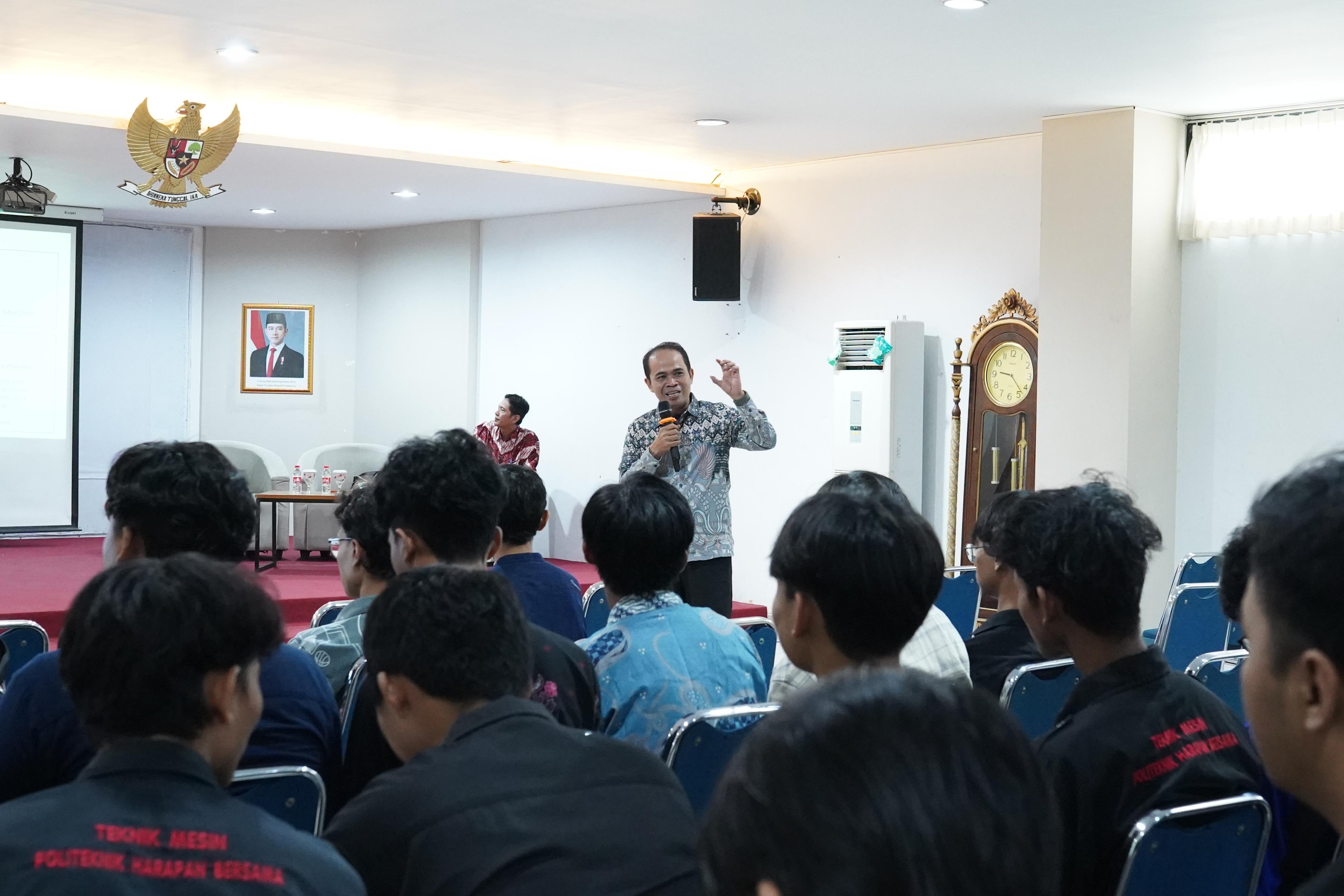 images/article_img_Workshop_“Endurance_at_Work”_Bekali_Mahasiswa_Universitas_Harkat_Negeri_Hadapi_Dunia_Kerja.jpg